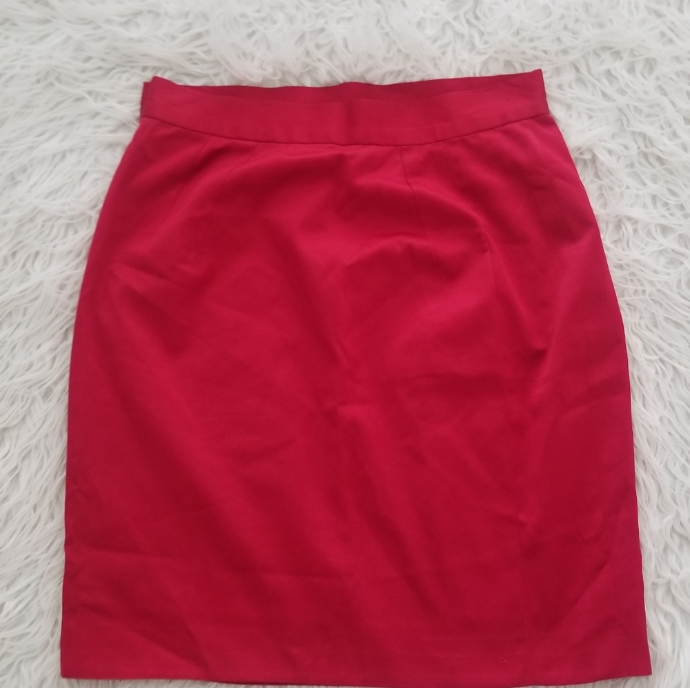 Christian Dior true red pencil skirt - Picture 6 of 8